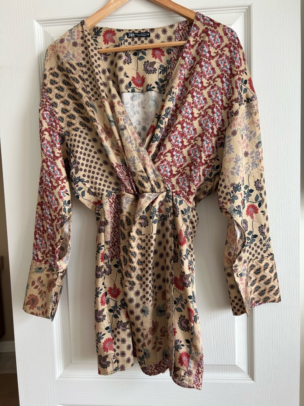 Zara Beige Floral Patchwork Mini Wrap Dress - Picture 2 of 5